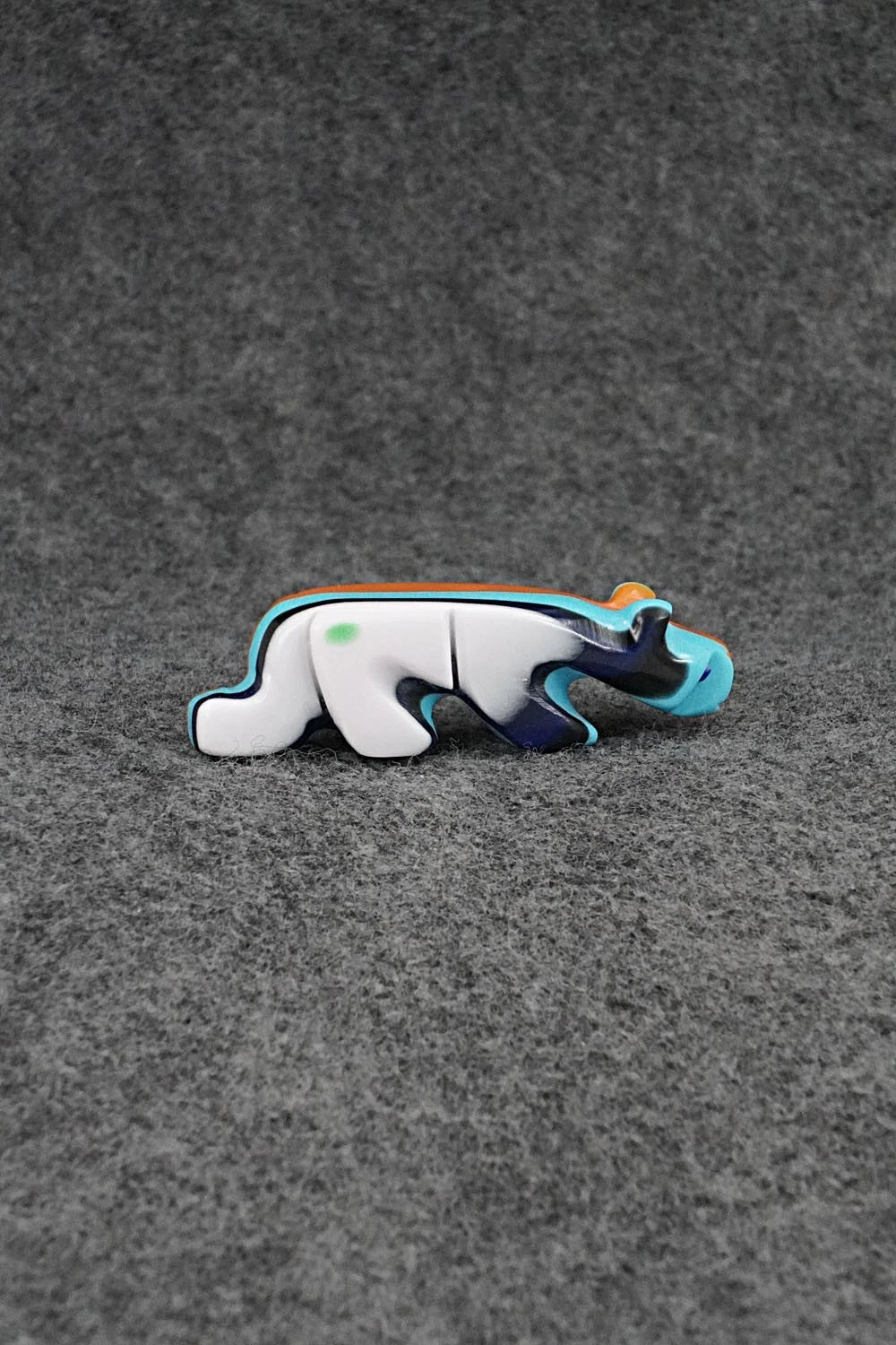 Mountain Lion Zuni Fetish Carving - Reynold Lunasee