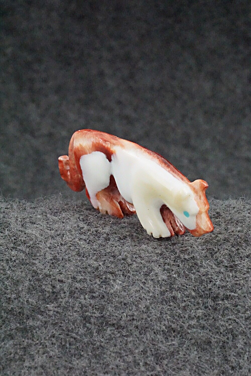 Mountain Lion Zuni Fetish Carving - Andres Quandelacy