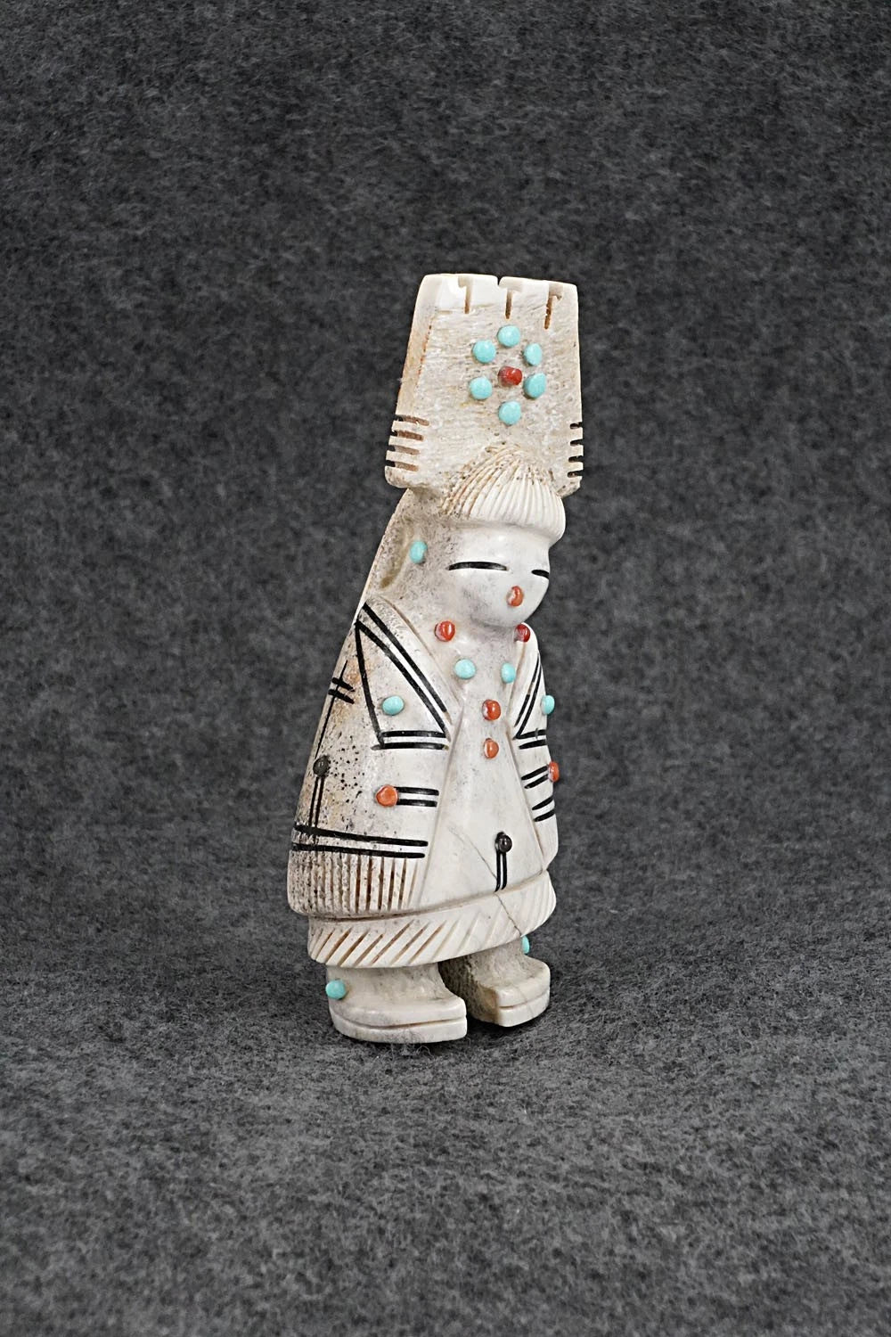 Corn Maiden Zuni Fetish Carving - Claudia Peina