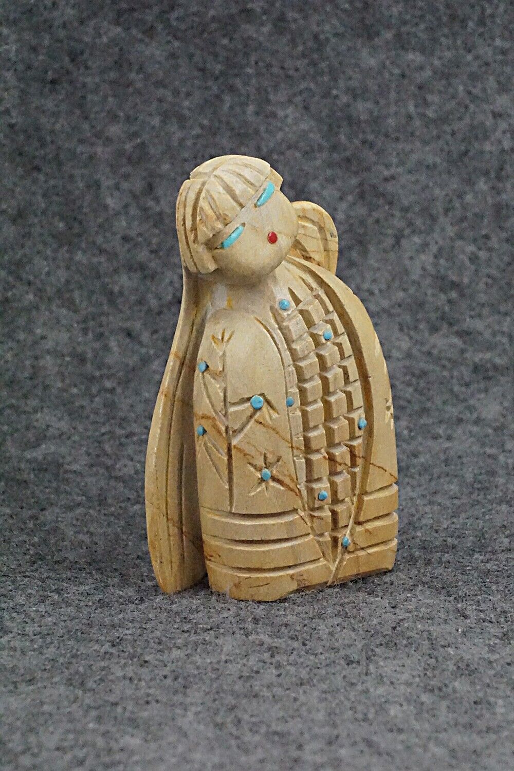 Corn Maiden Zuni Fetish Carving - Douglas Martza