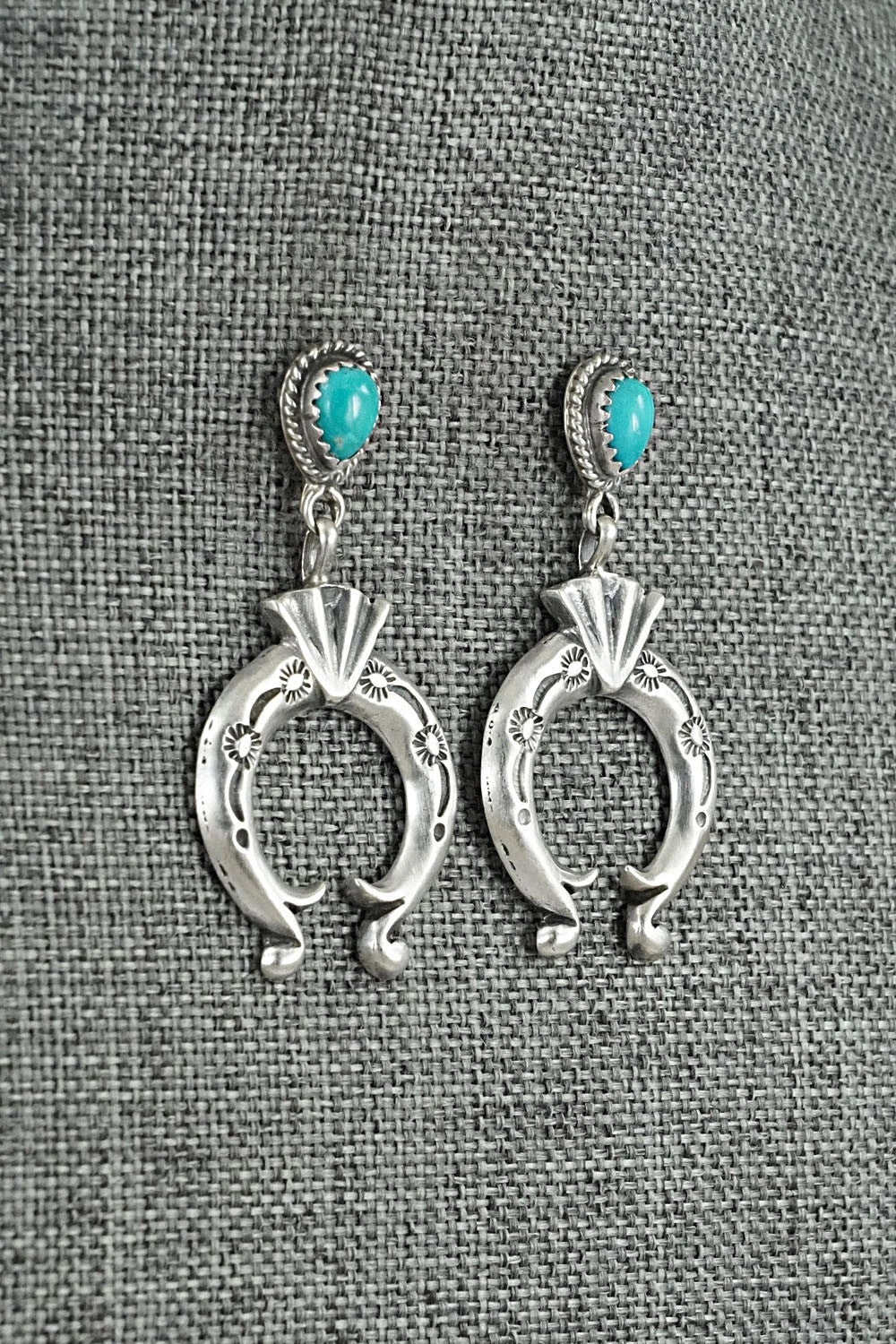 Turquoise & Sterling Silver Earrings - Verley Betone