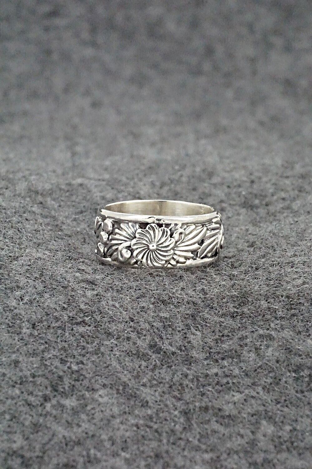 Sterling Silver Ring - Tom Dinetso - Size 6