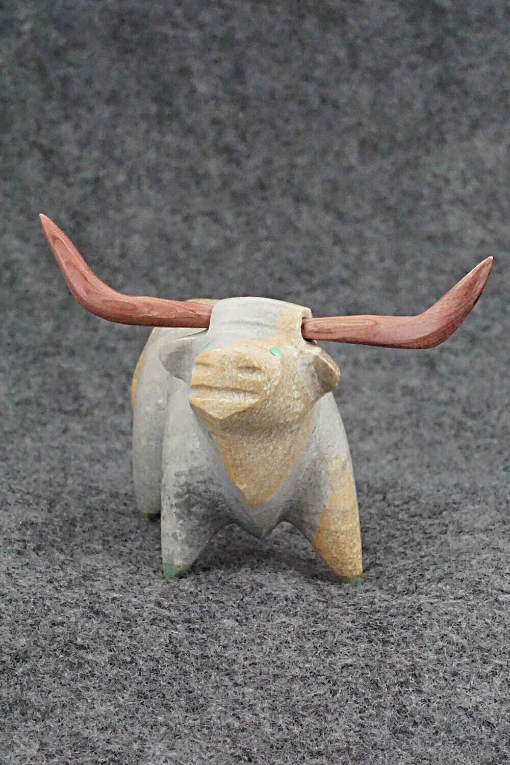 Longhorn Zuni Fetish Carving - Enrike Leekya