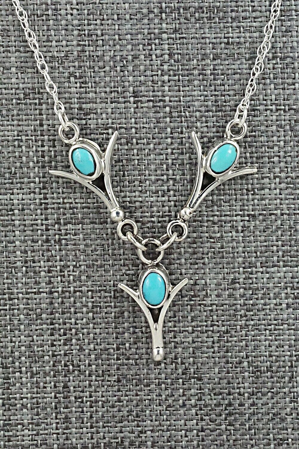 Turquoise & Sterling Silver Necklace - Verley Betone