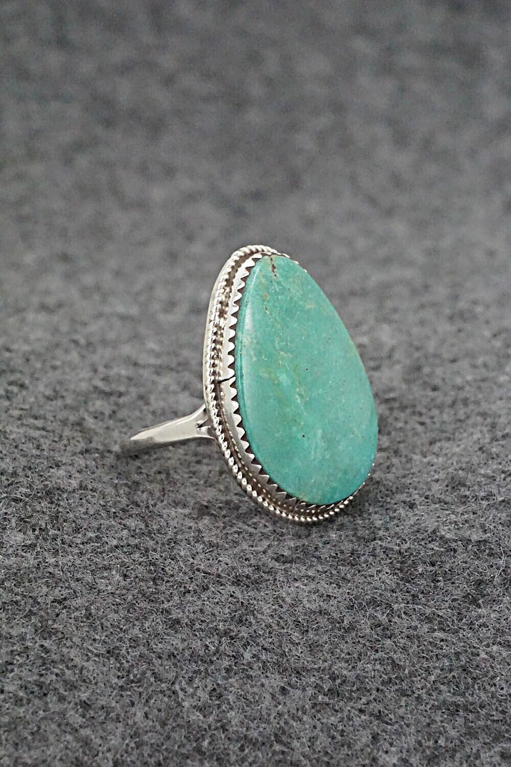 Turquoise & Sterling Silver Ring - Ernest Hawthorne - Size 7