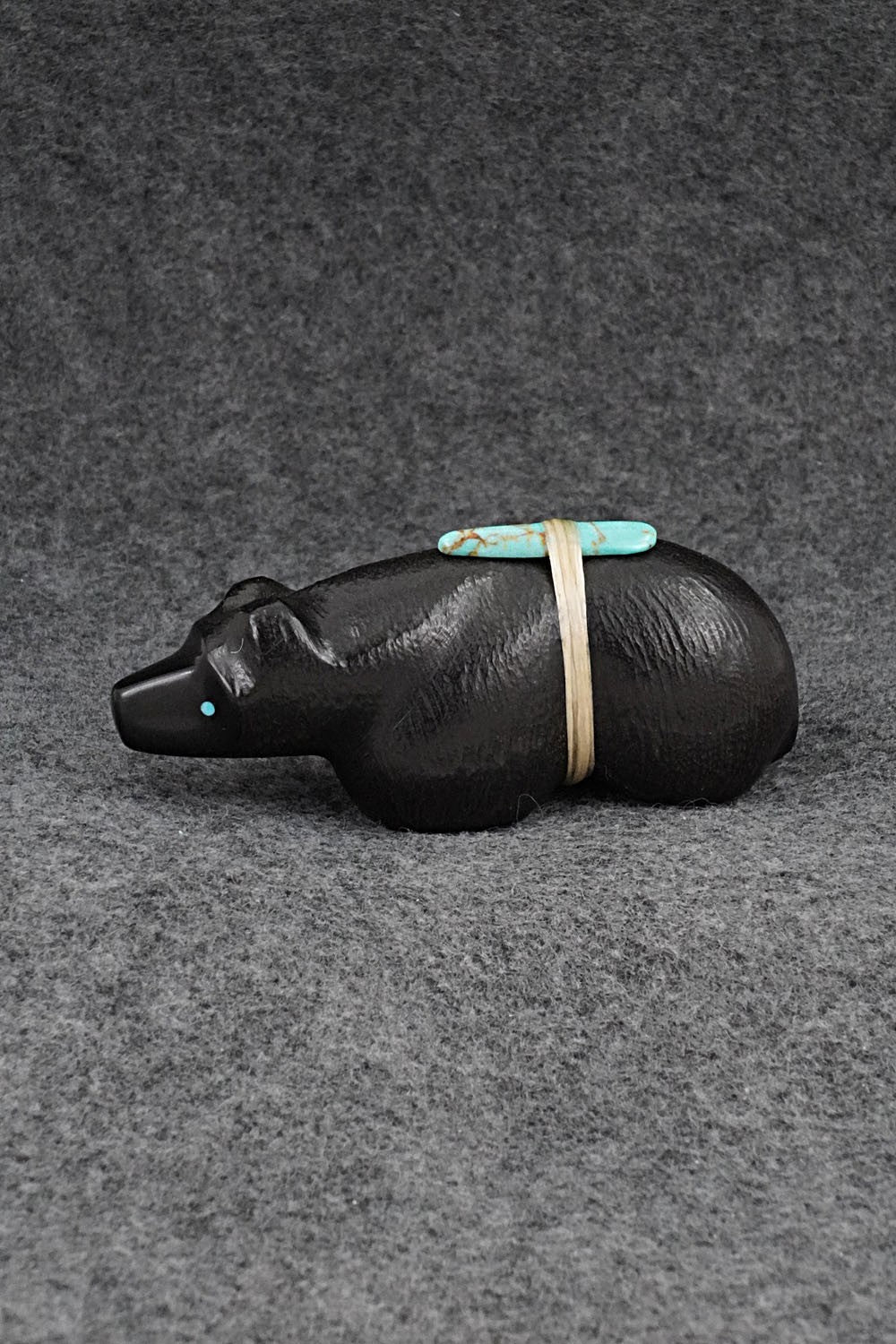 Bear Zuni Fetish Carving - Herbert Halate