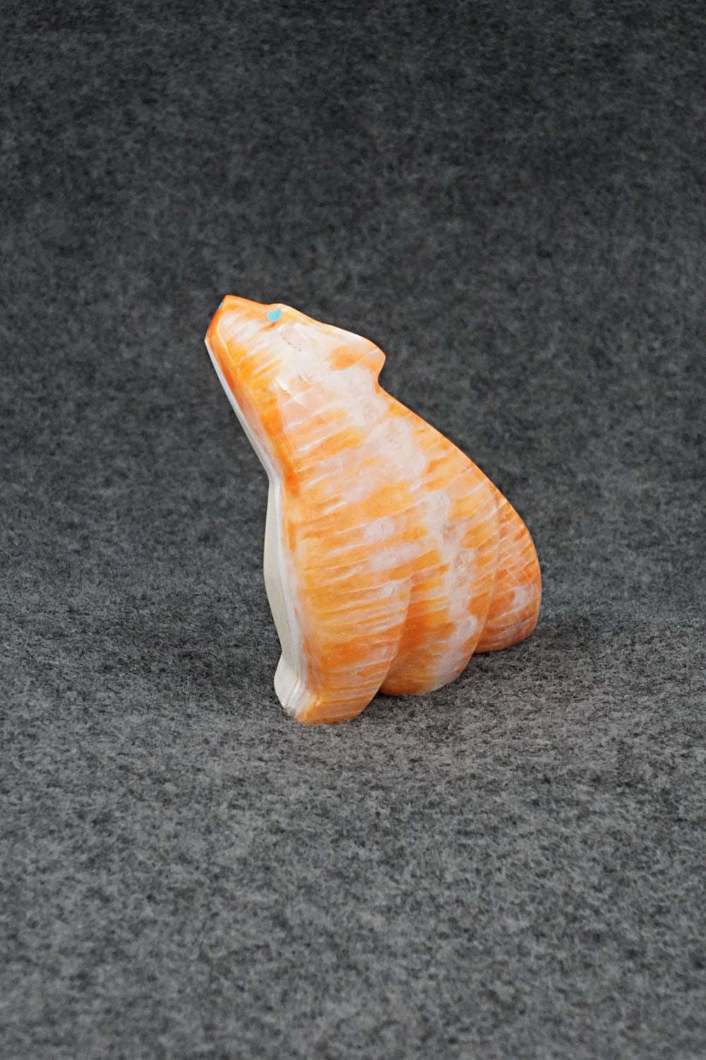 Wolf Zuni Fetish Carving - Kenric Laiwakete