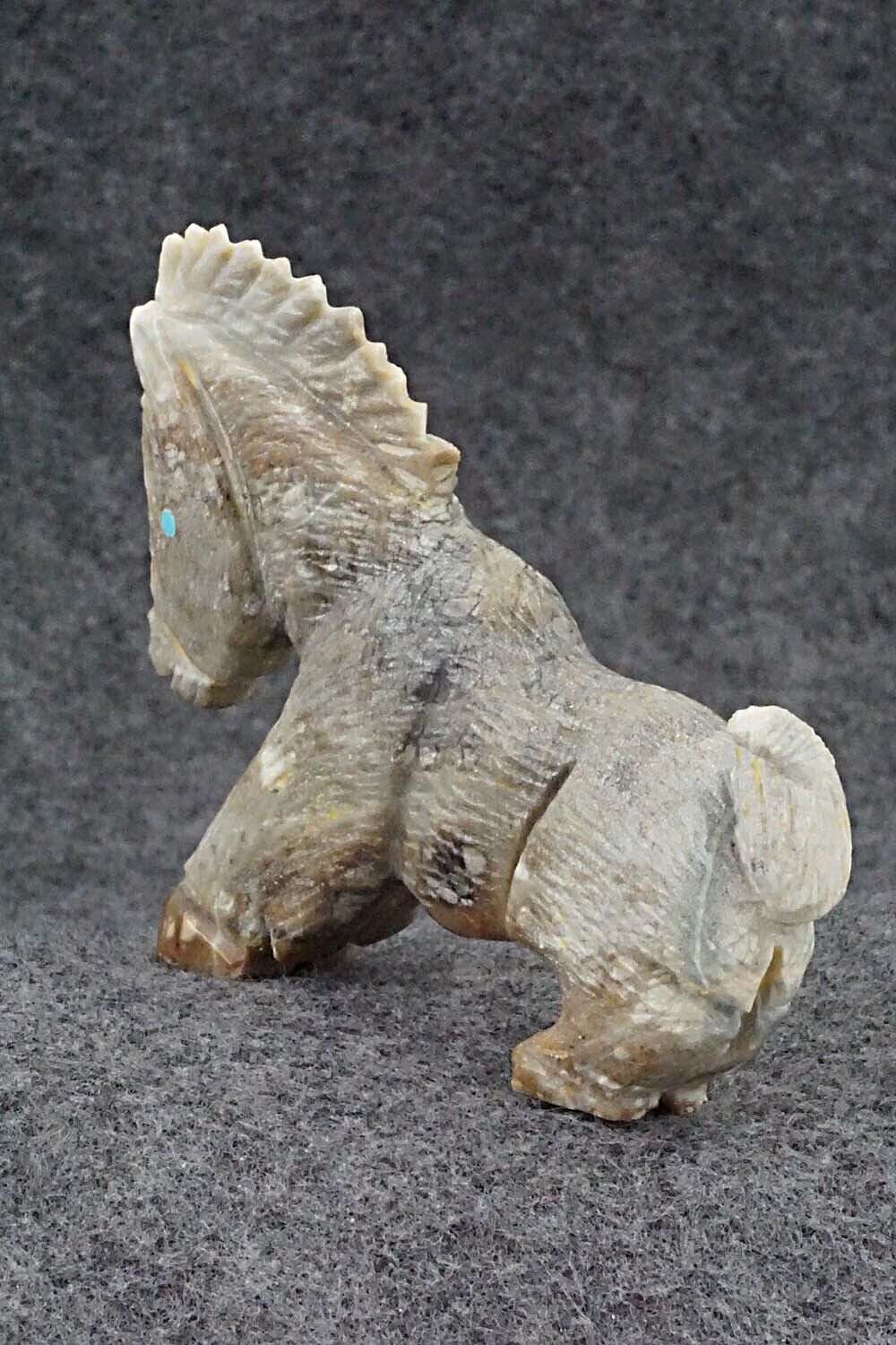 Horse Zuni Fetish Carving - Tony Mackel