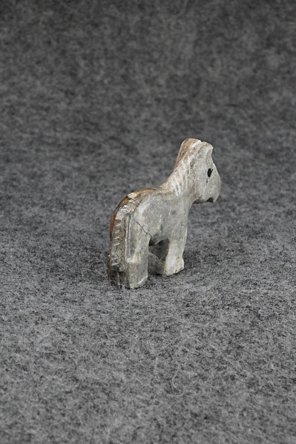 Horse Zuni Fetish Carving - Carol Martin