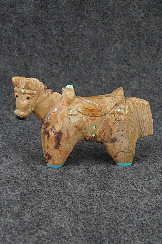 Horse Zuni Fetish Carving - Freddie Leekya