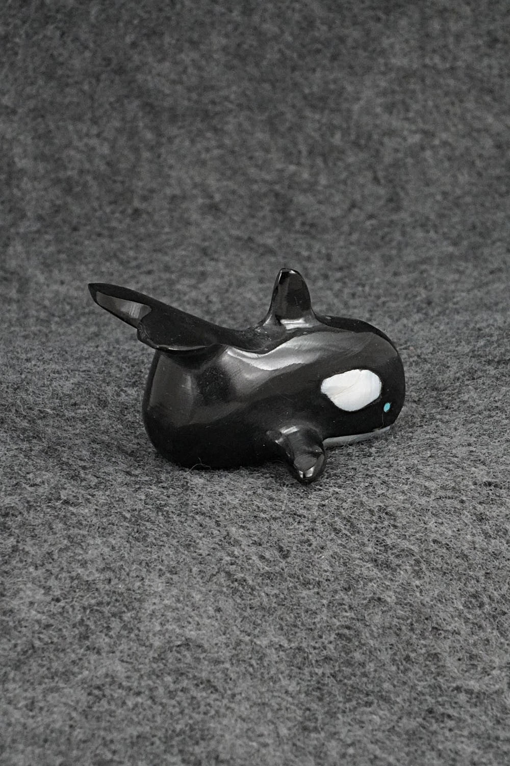 Whale Zuni Fetish Carving - Calvert Bowanie