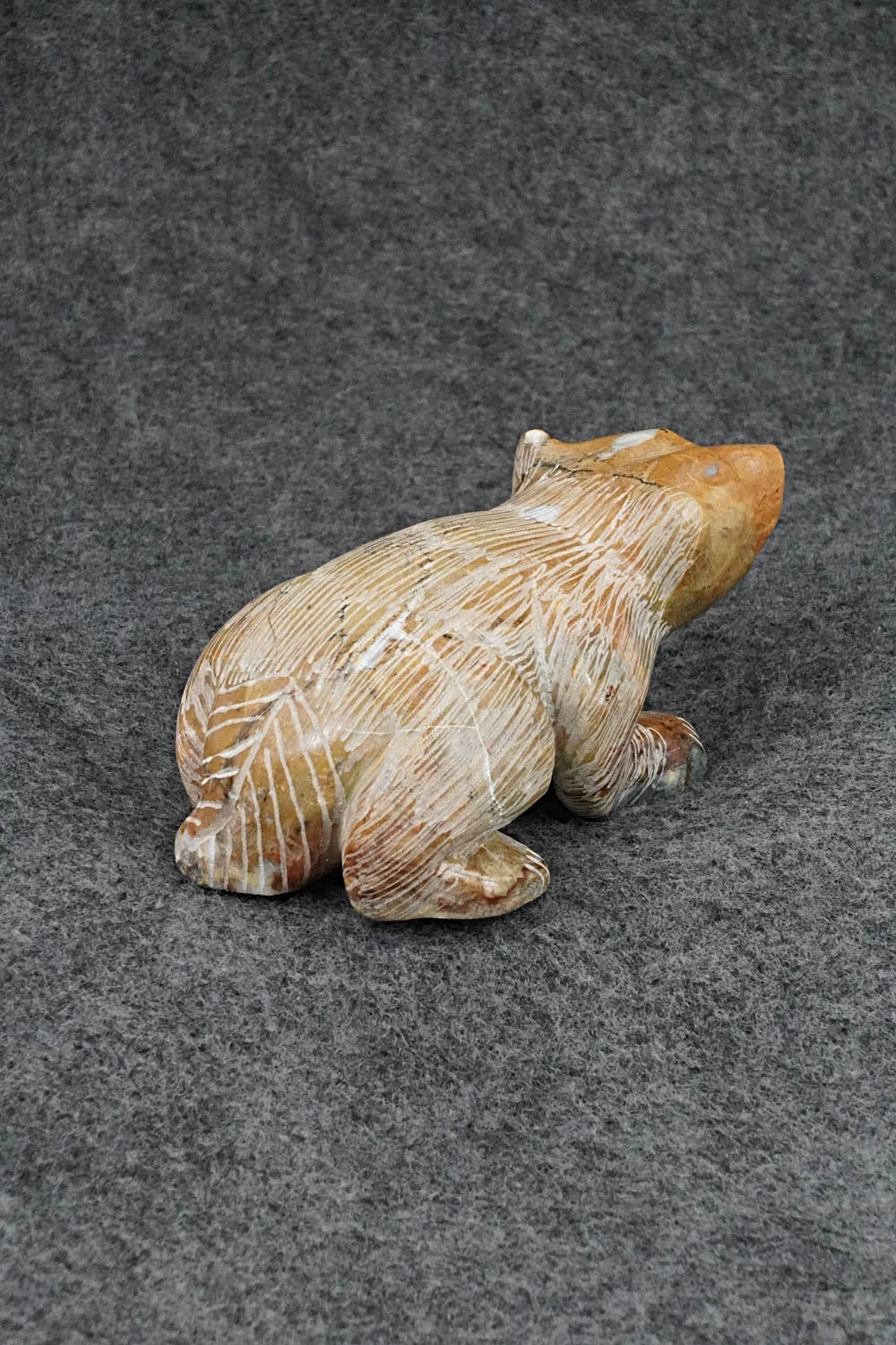Badger Zuni Fetish Carving - Nelson Yatsattie