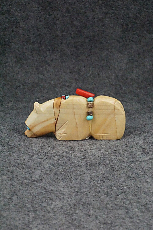 Bear Zuni Fetish Carving - Danette Laate