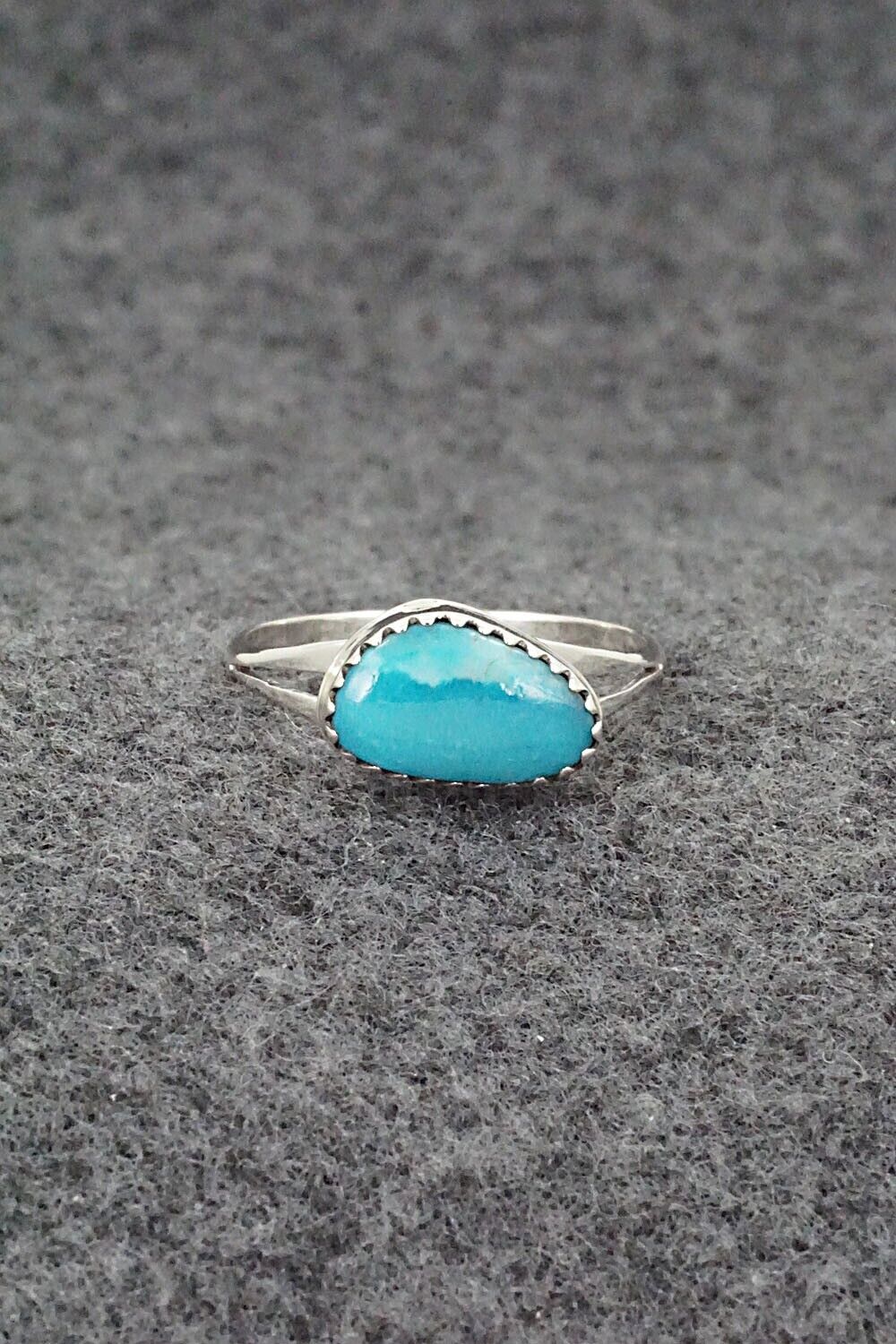 Turquoise & Sterling Silver Ring - Sharon McCarthy - Size 8.5