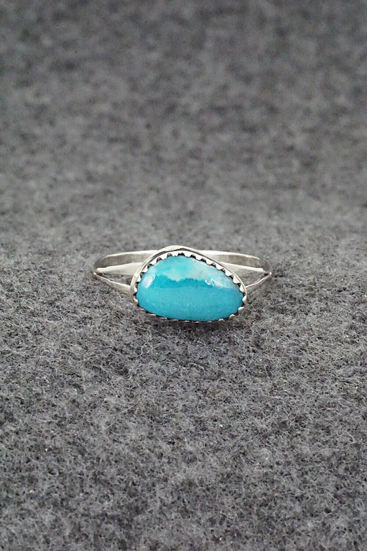 Turquoise & Sterling Silver Ring - Sharon McCarthy - Size 8.5