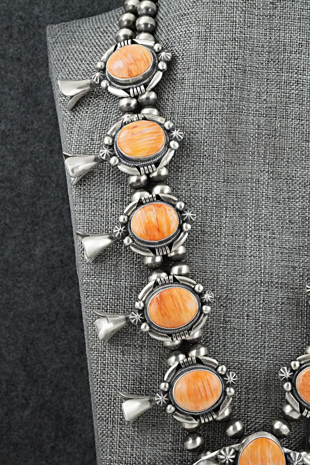 Spiny Oyster & Sterling Silver Squash Blossom Set - Paul Livingston