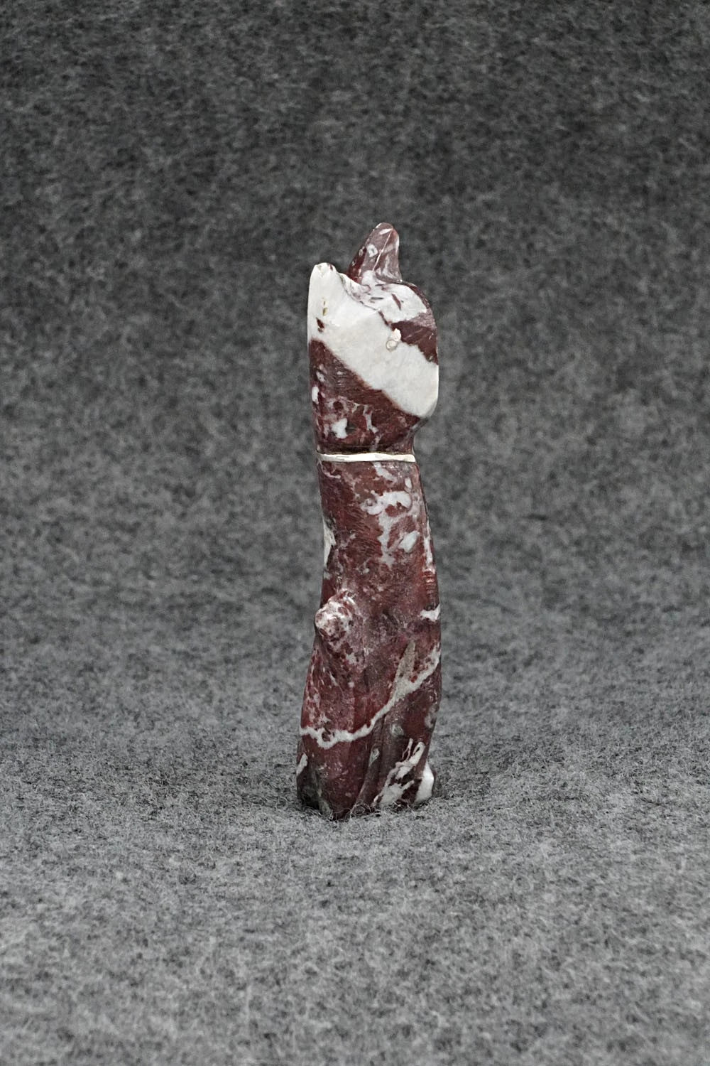 Cat Zuni Fetish Carving - Kenny Chavez