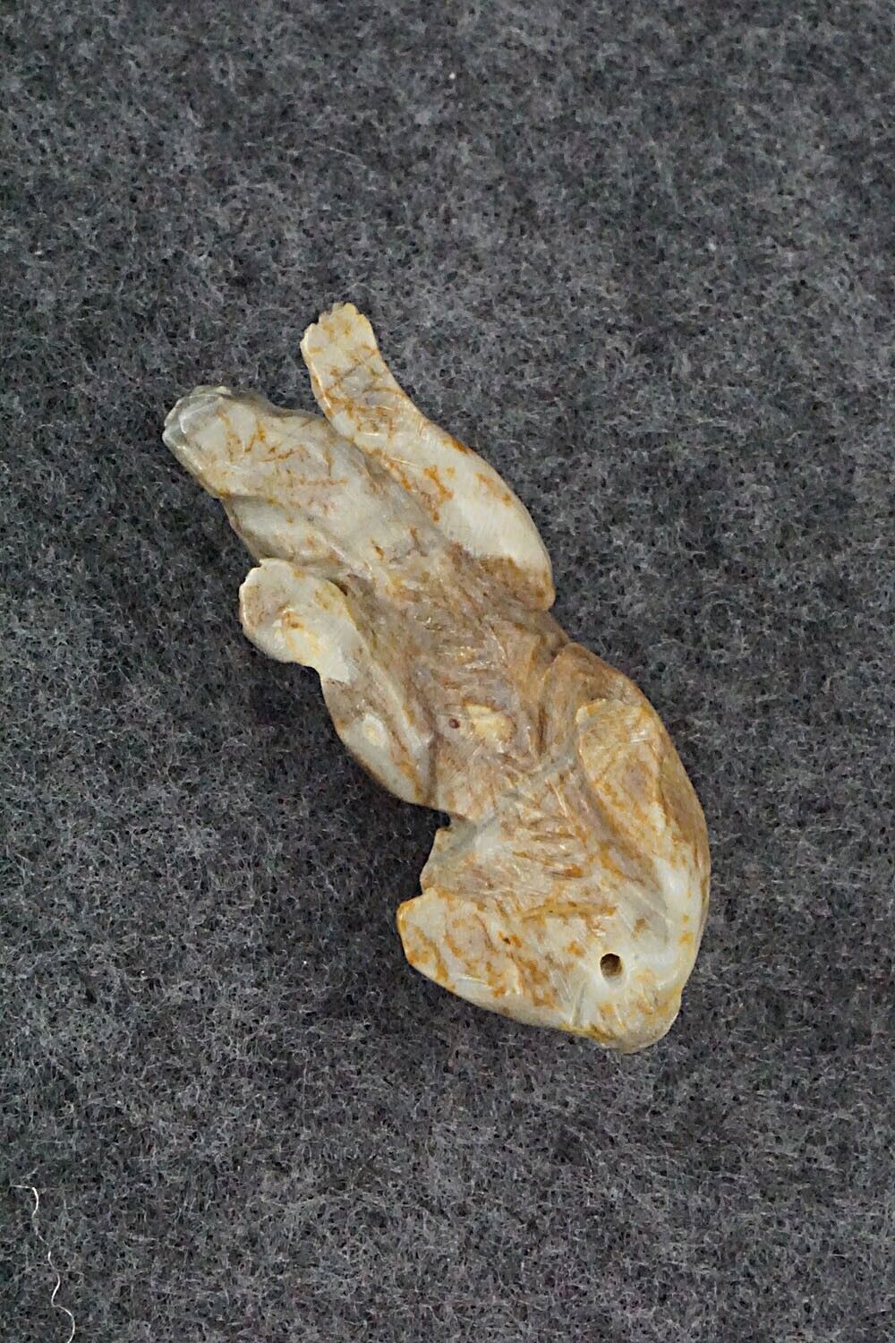 Rabbit Zuni Fetish Carving - Lance Cheama
