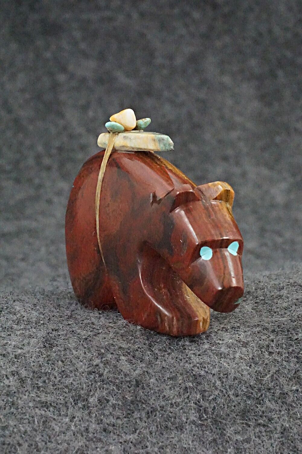 Bear Zuni Fetish Carving - Donovan Laiwakete