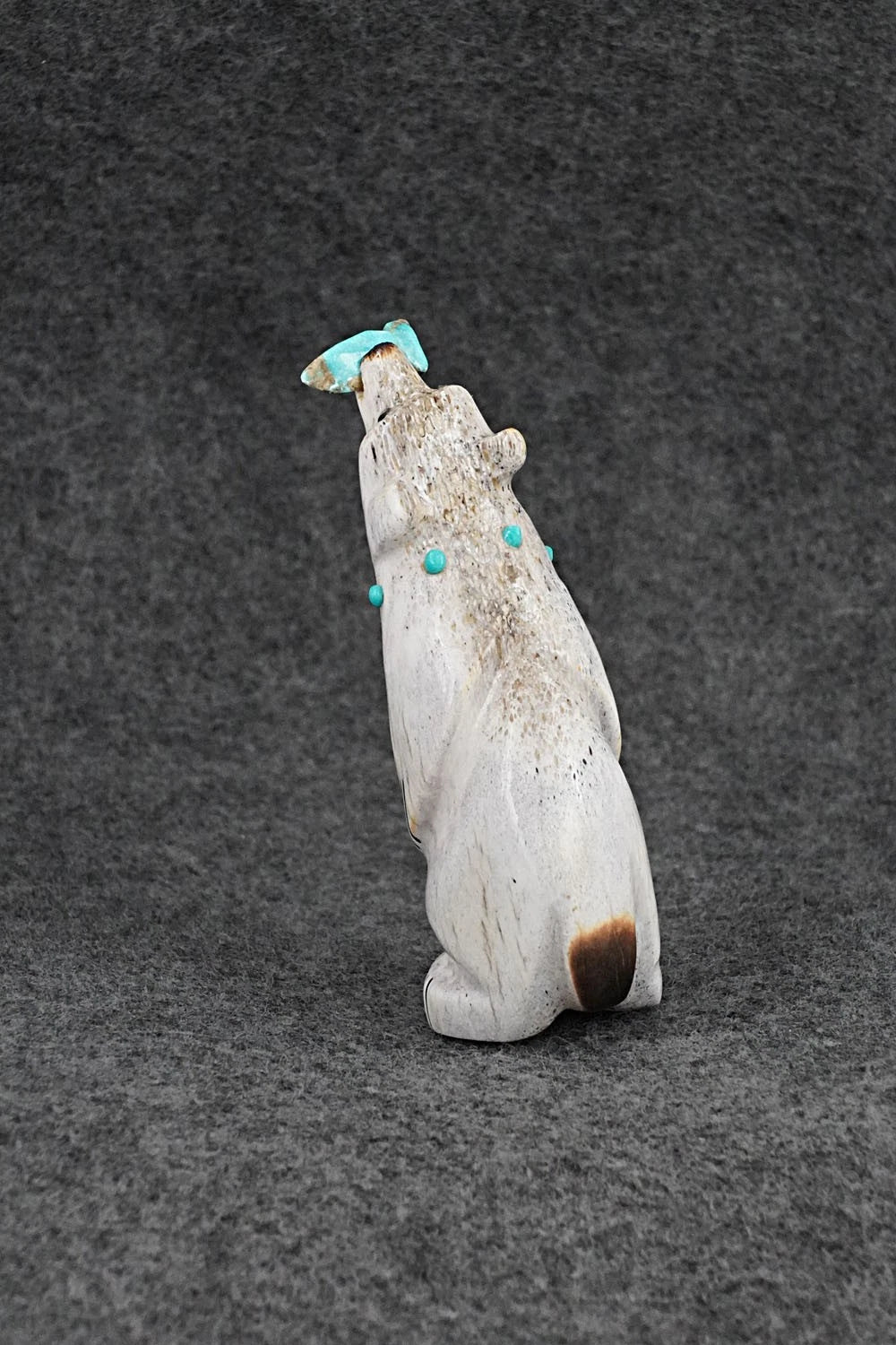 Bear Zuni Fetish Carving - Claudia Peina