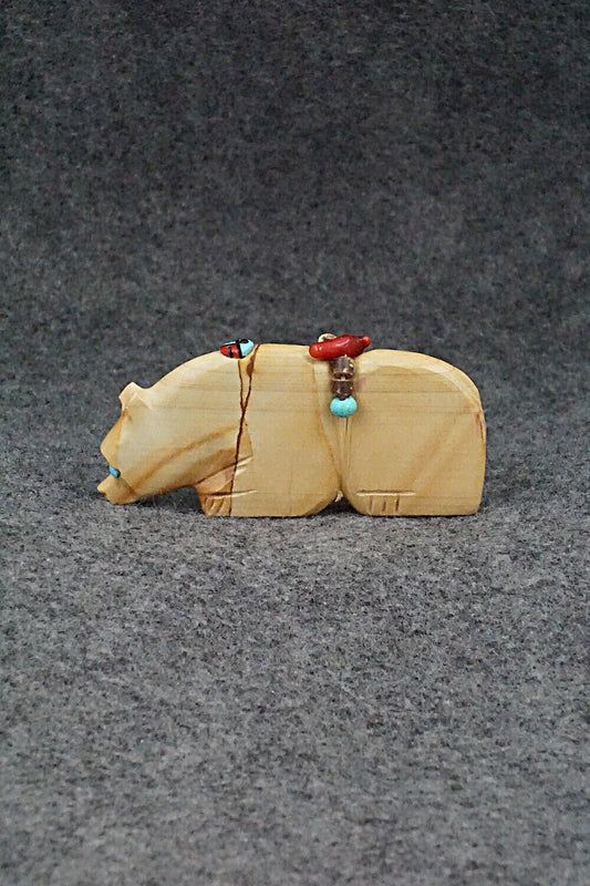 Bear Zuni Fetish Carving - Danette Laate