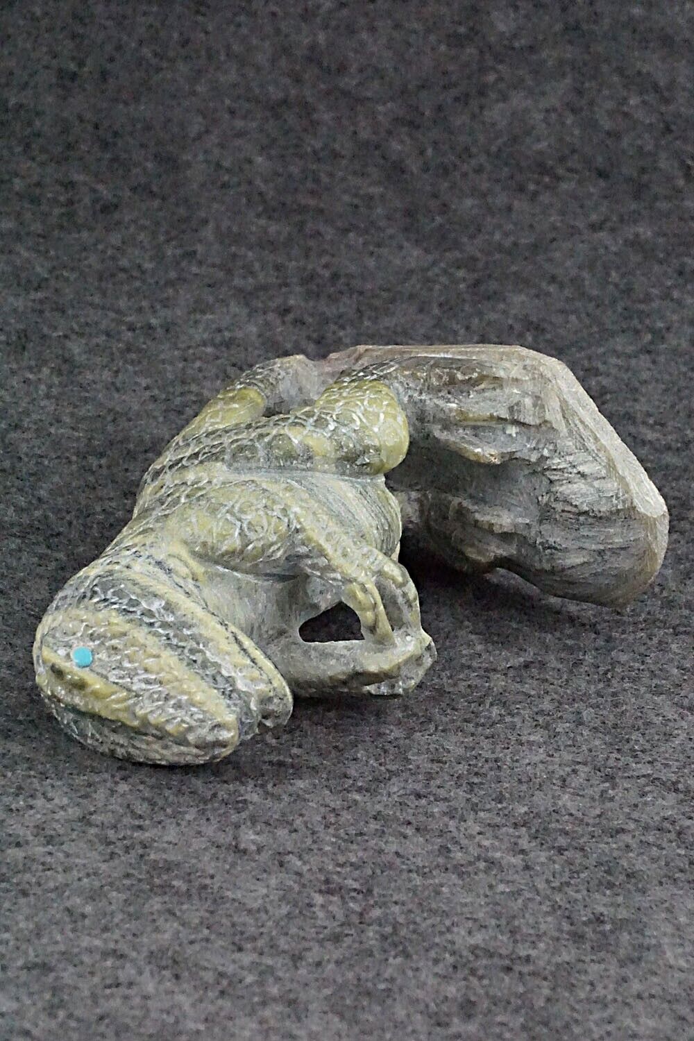 T-Rex Dinosaur Zuni Fetish Carving - Derrick Kaamasee