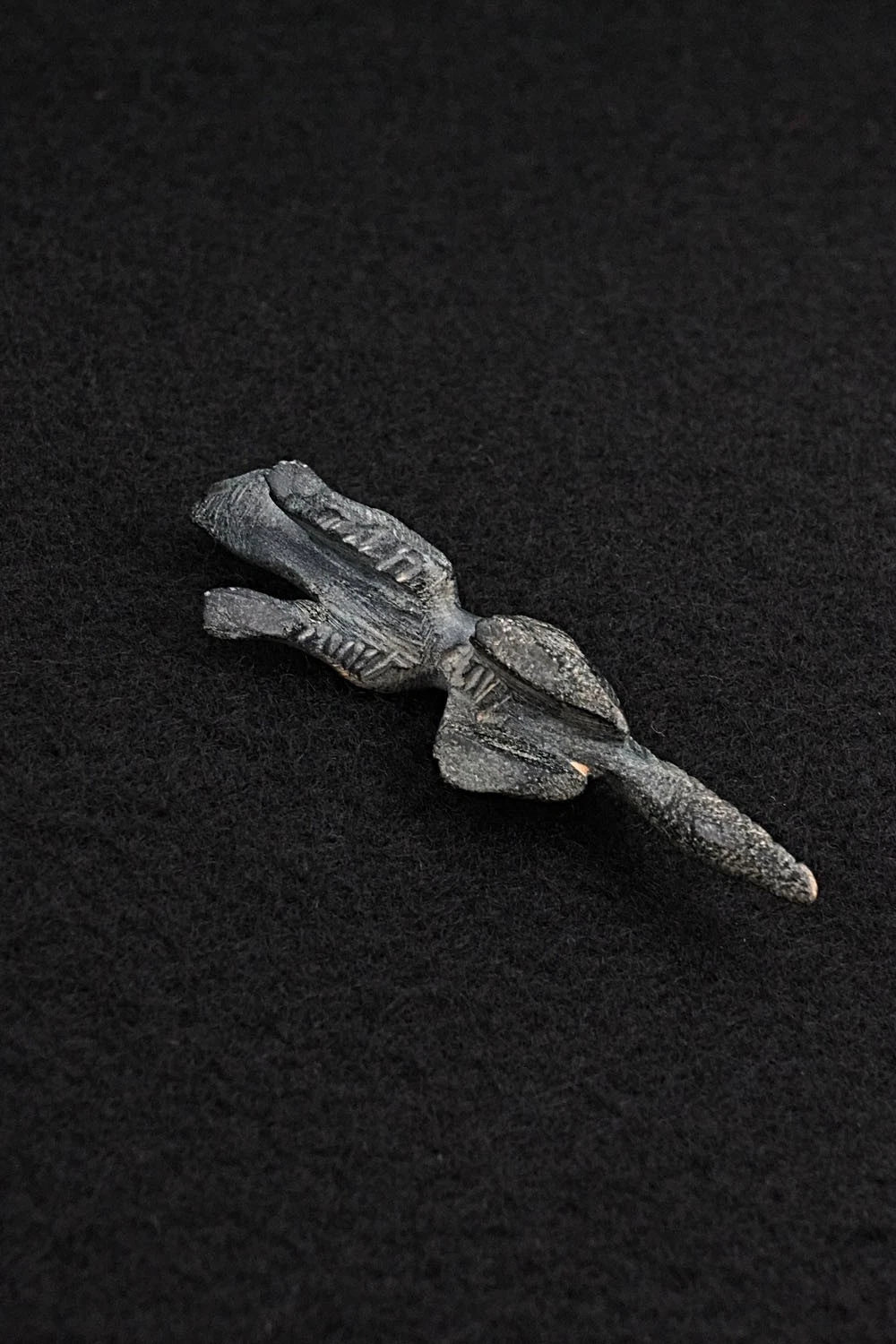 Wolf Zuni Fetish Carving - Lance Cheama