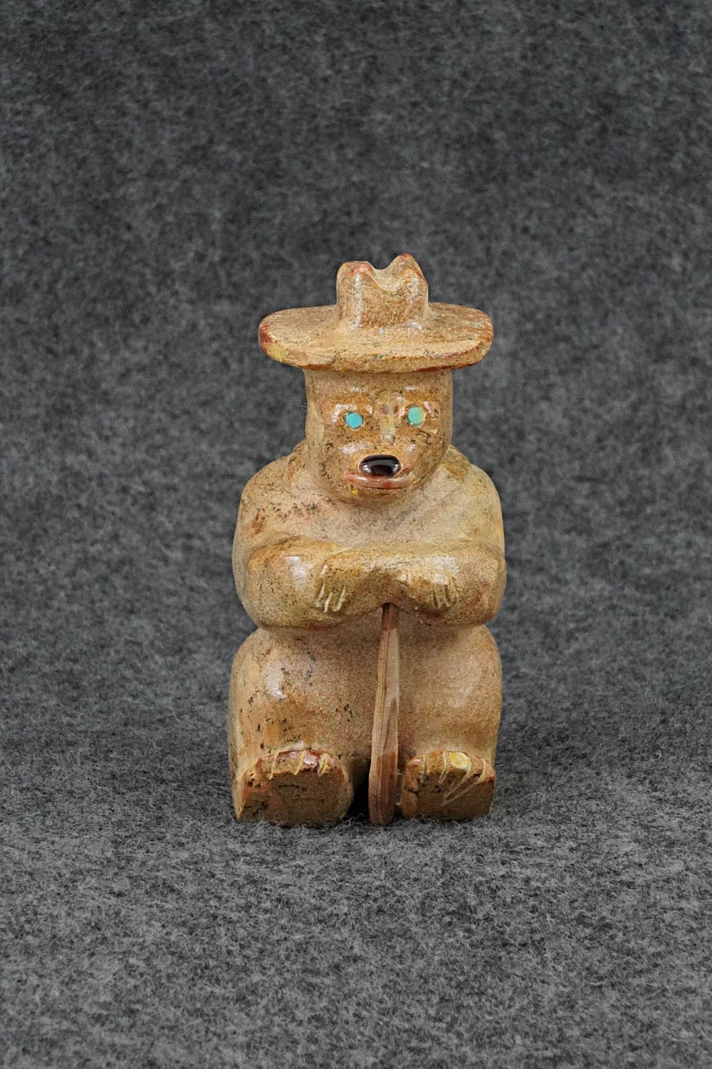 Bear Zuni Fetish Carving - Freddie Leekya