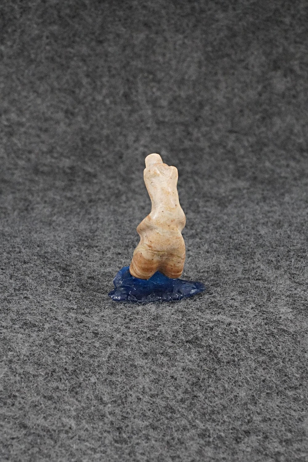 Bear Zuni Fetish Carving - Cletus Natewa