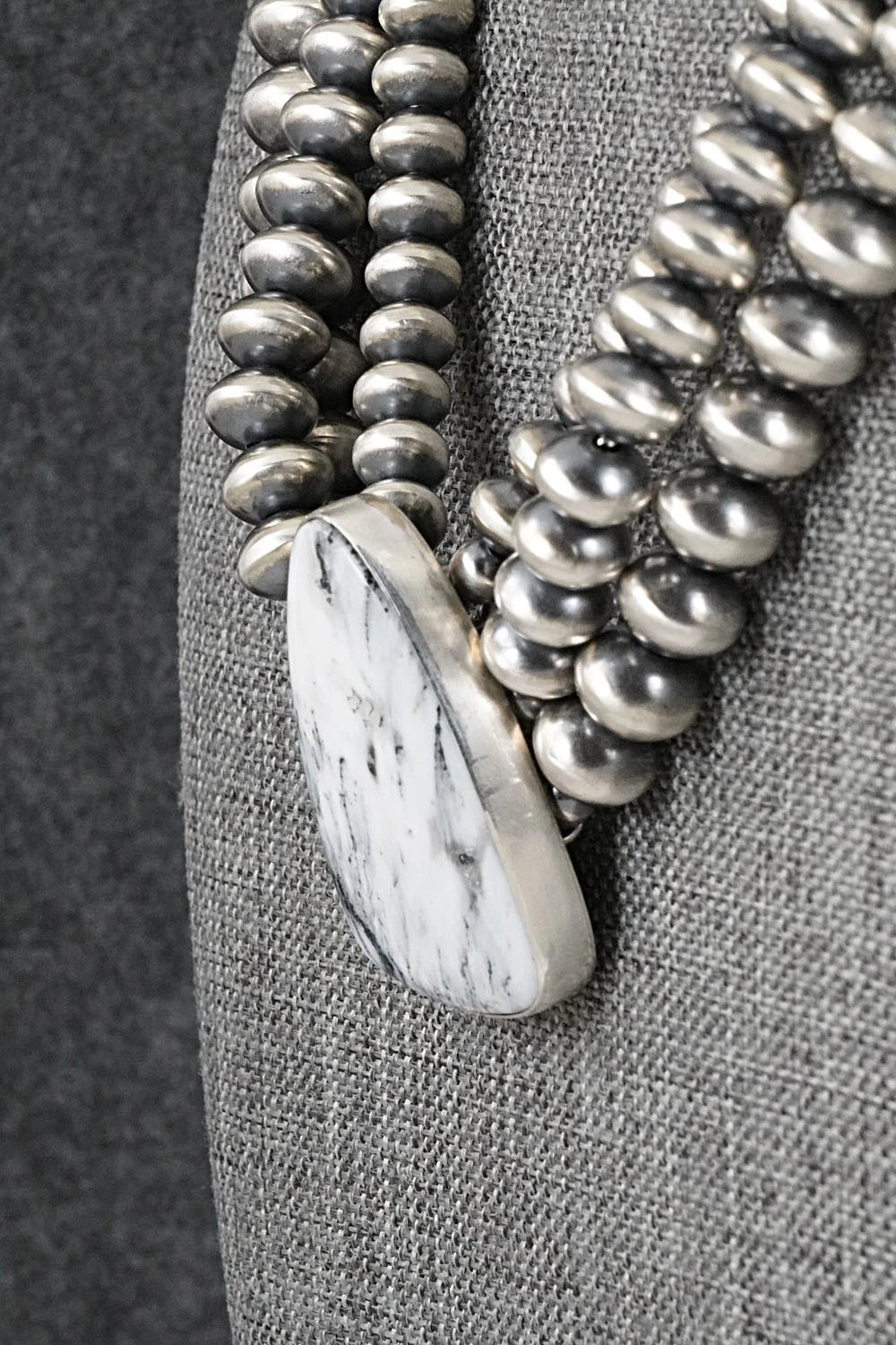 White Buffalo & Sterling Silver Navajo Pearl Necklace - Gruber & Halwood