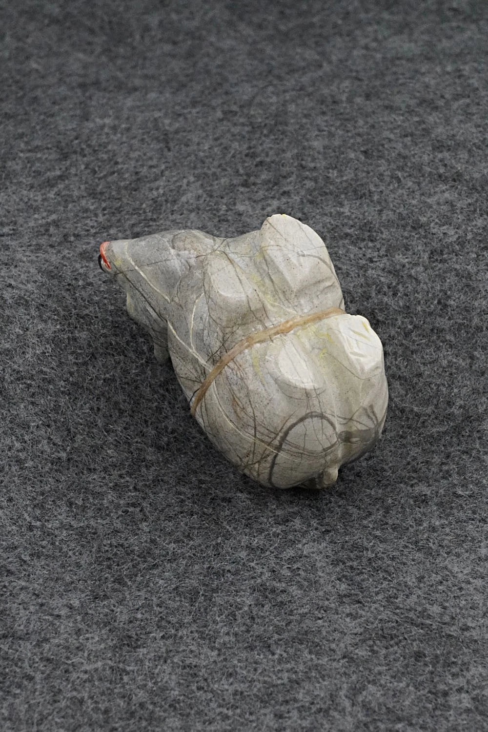 Bear Zuni Fetish Carving - Freddie Leekya