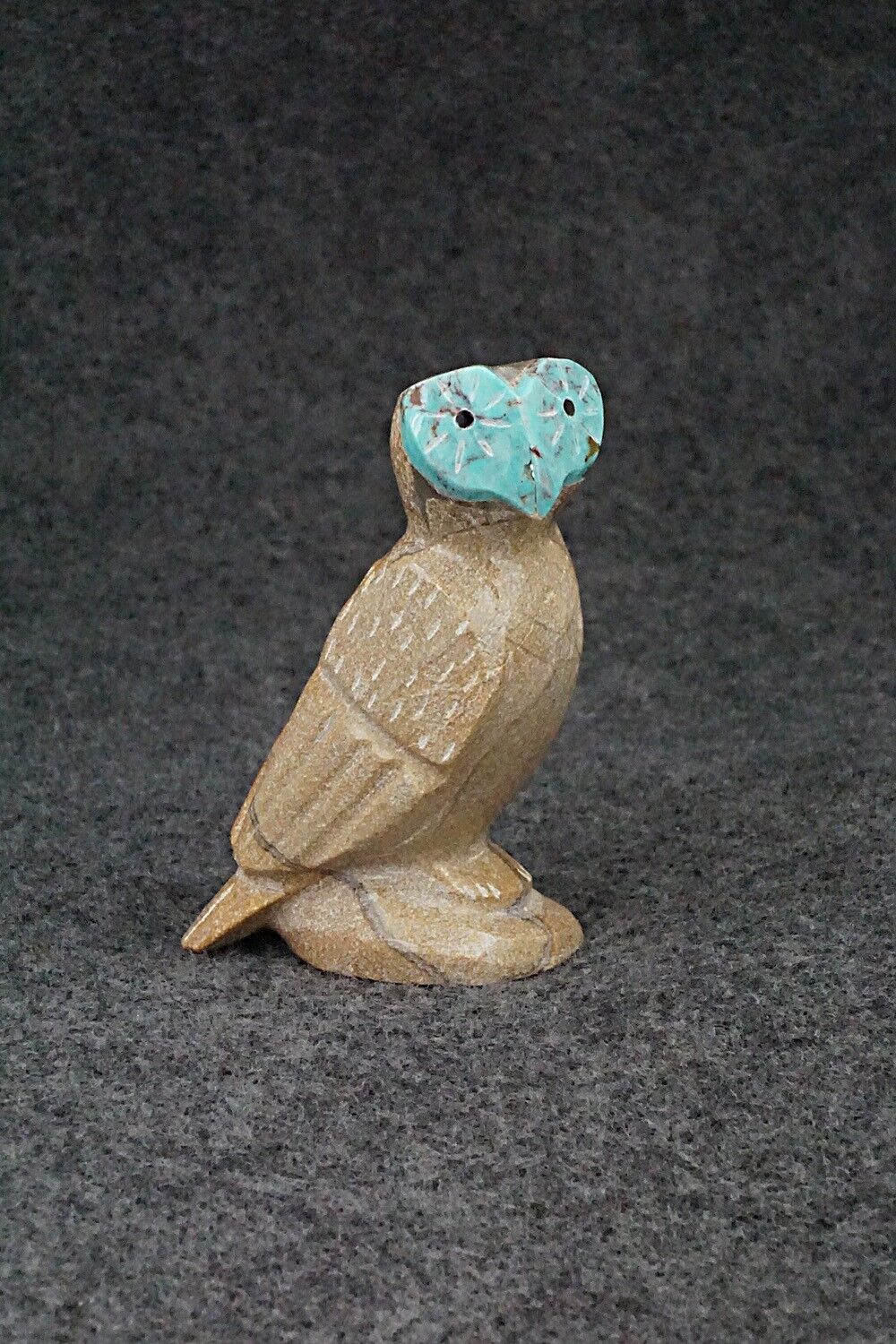 Owl Zuni Fetish Carving - Enrike Leekya