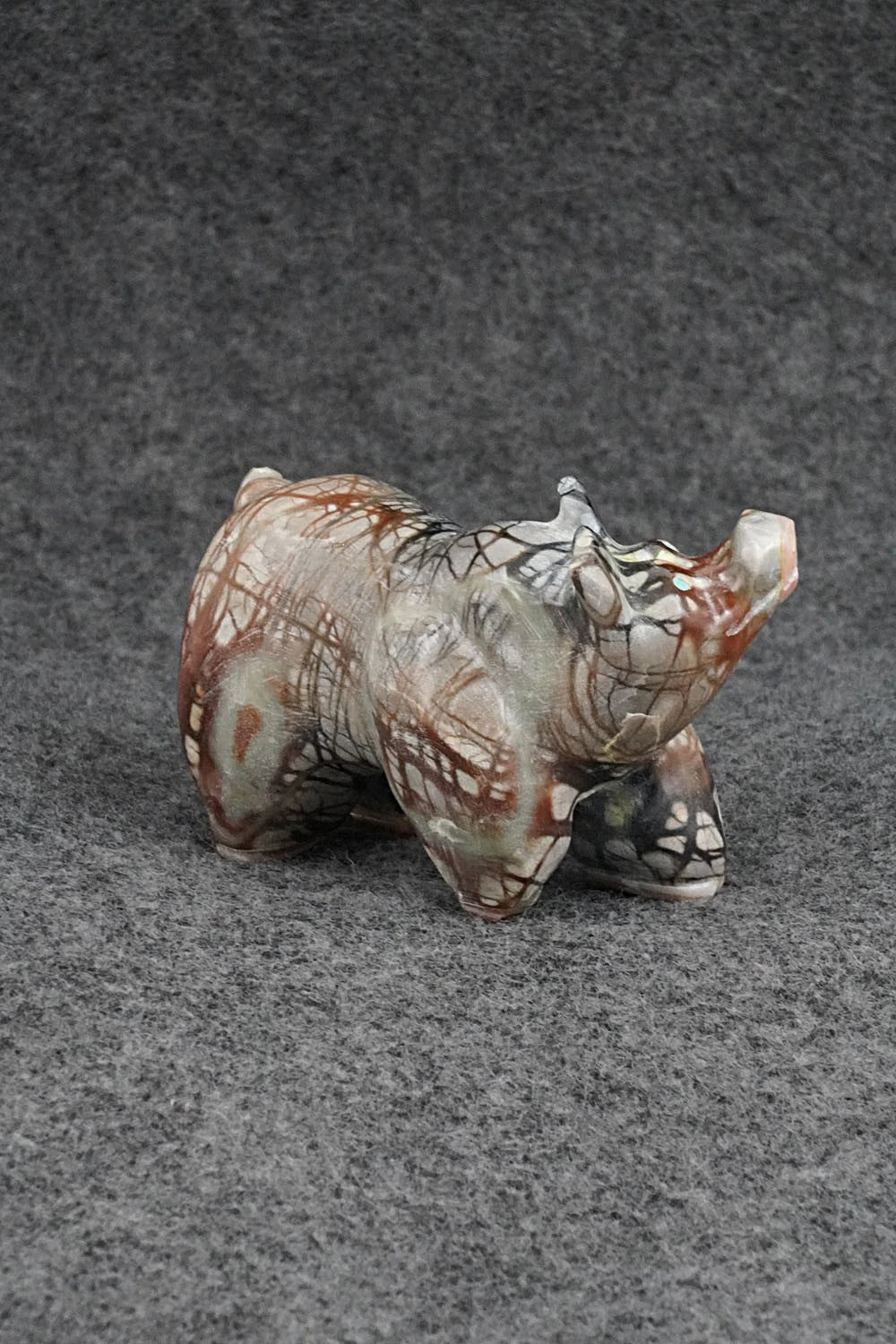 Pig Zuni Fetish Carving - Freddie Leekya