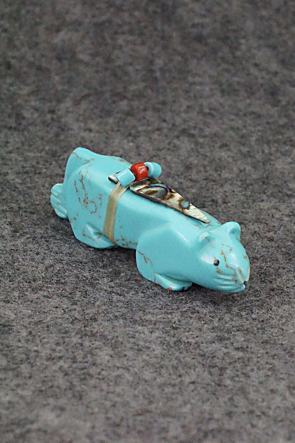 Mountain Lion Zuni Fetish Carving - Alex Tsethlikai