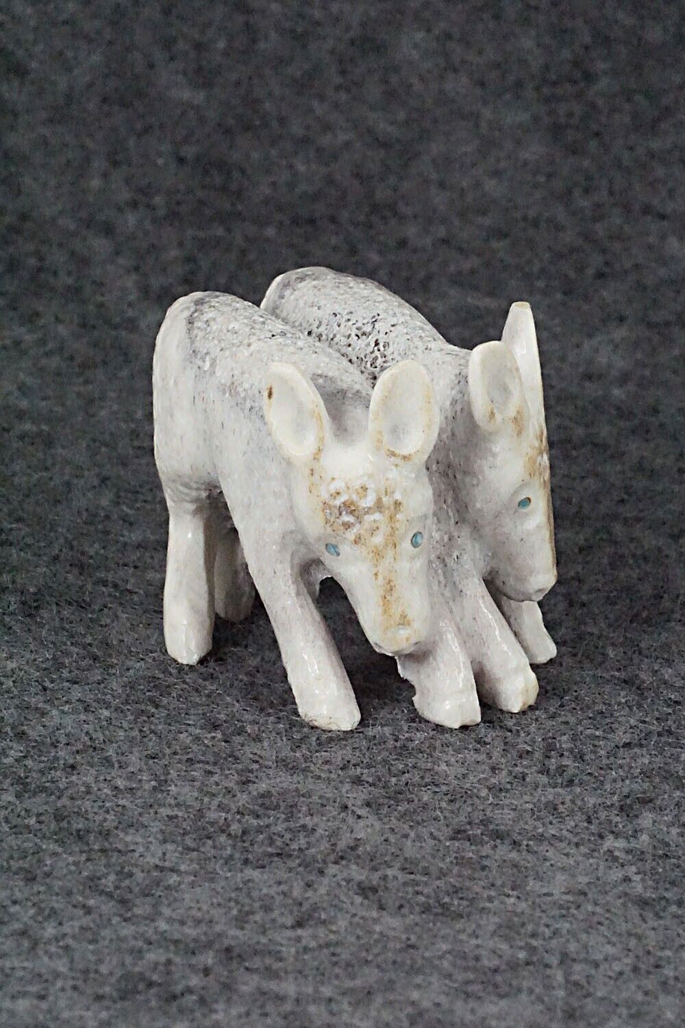 Deer Fawns Zuni Fetish Carving - Maxx Laate