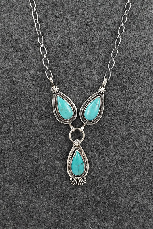 Turquoise & Sterling Silver Necklace - Verley Betone