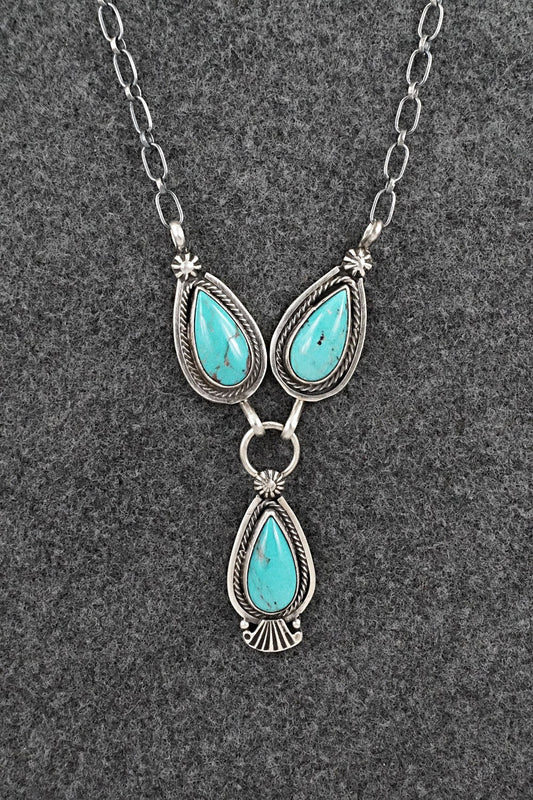 Turquoise & Sterling Silver Necklace - Verley Betone