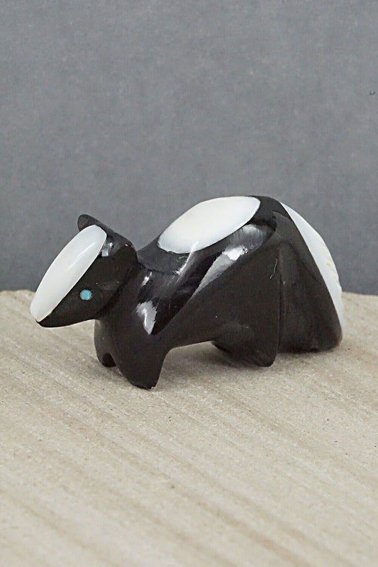 Skunk Zuni Fetish Carving - Calvert Bowannie