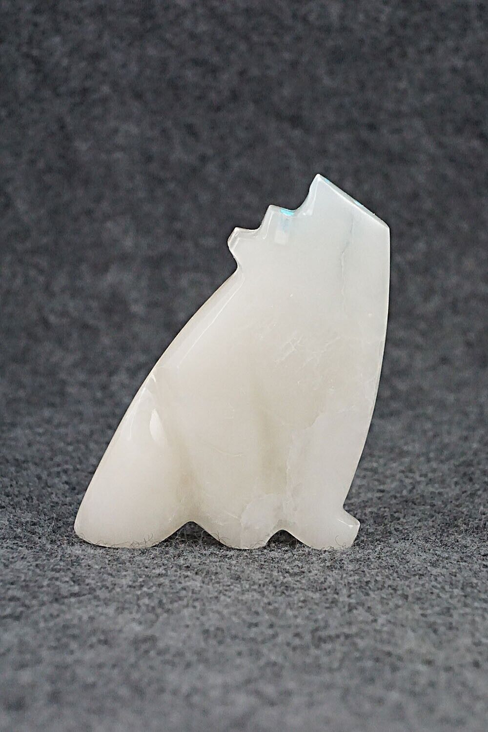 Wolf Zuni Fetish Carving - Bernard Laiwakete