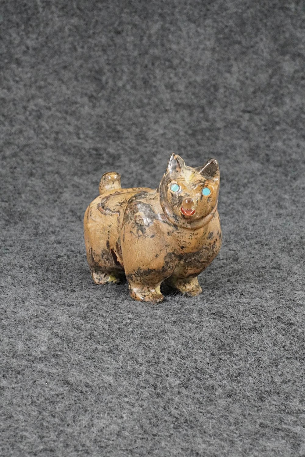 Dog Zuni Fetish Carving - Freddie Leekya