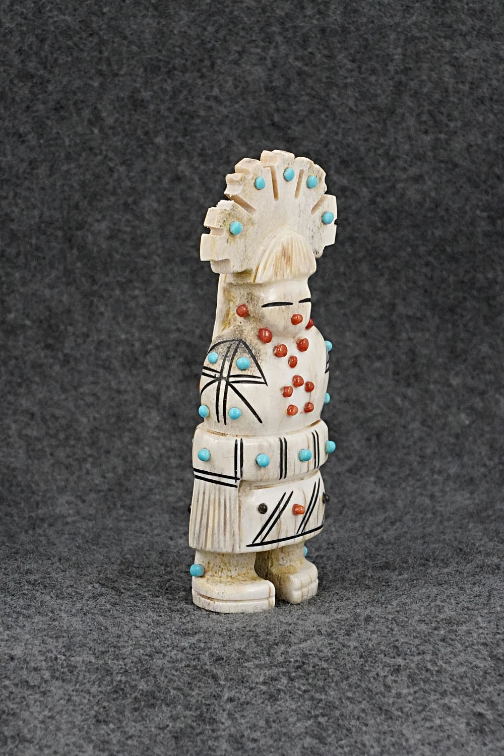 Corn Maiden Zuni Fetish Carving - Claudia Peina
