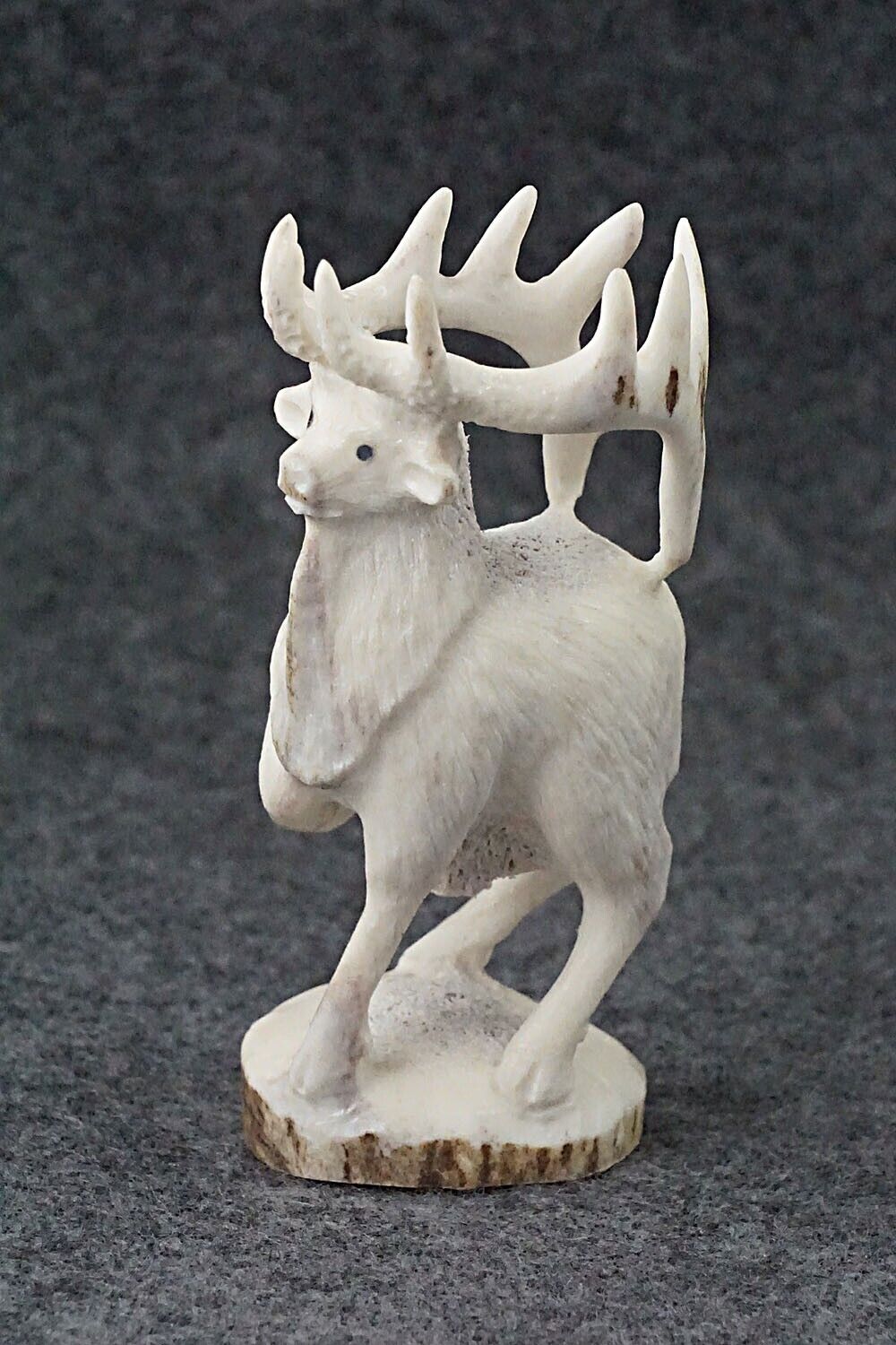 Elk Zuni Fetish Carving - Maxx Laate