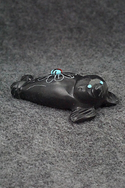 Sea Lion Zuni Fetish Carving - Danette Laate