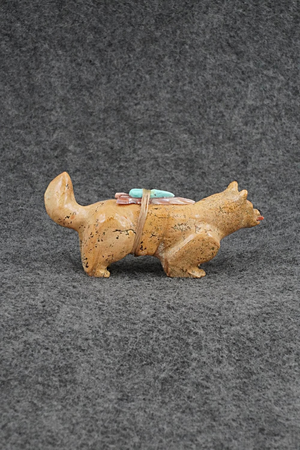Wolf Zuni Fetish Carving - Freddie Leekya