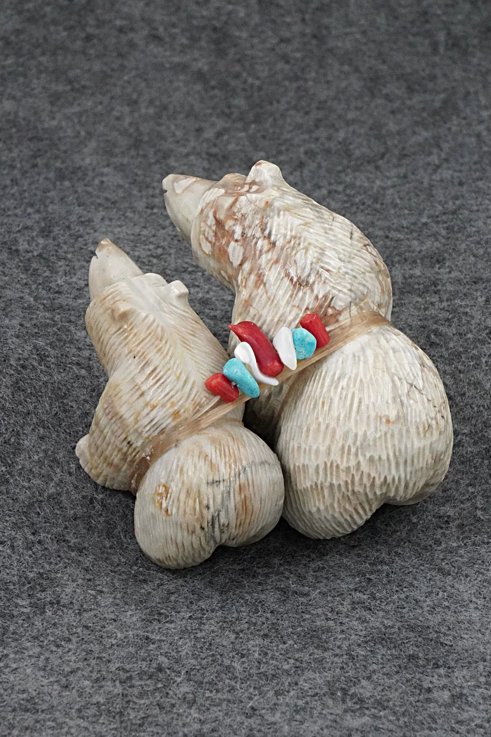 Bear Zuni Fetish Carving - Farlan & Paulette Quam