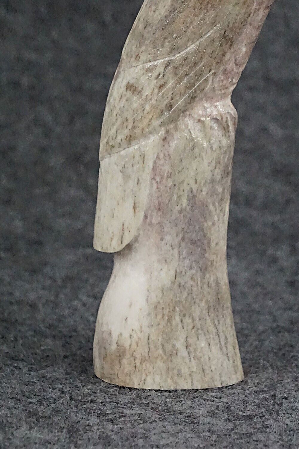 Eagle Zuni Fetish Carving - Maxx Laate