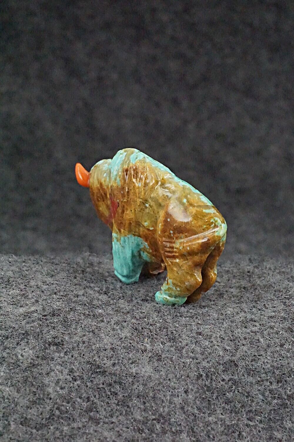 Buffalo Zuni Fetish Carving - Andres Quandelacy