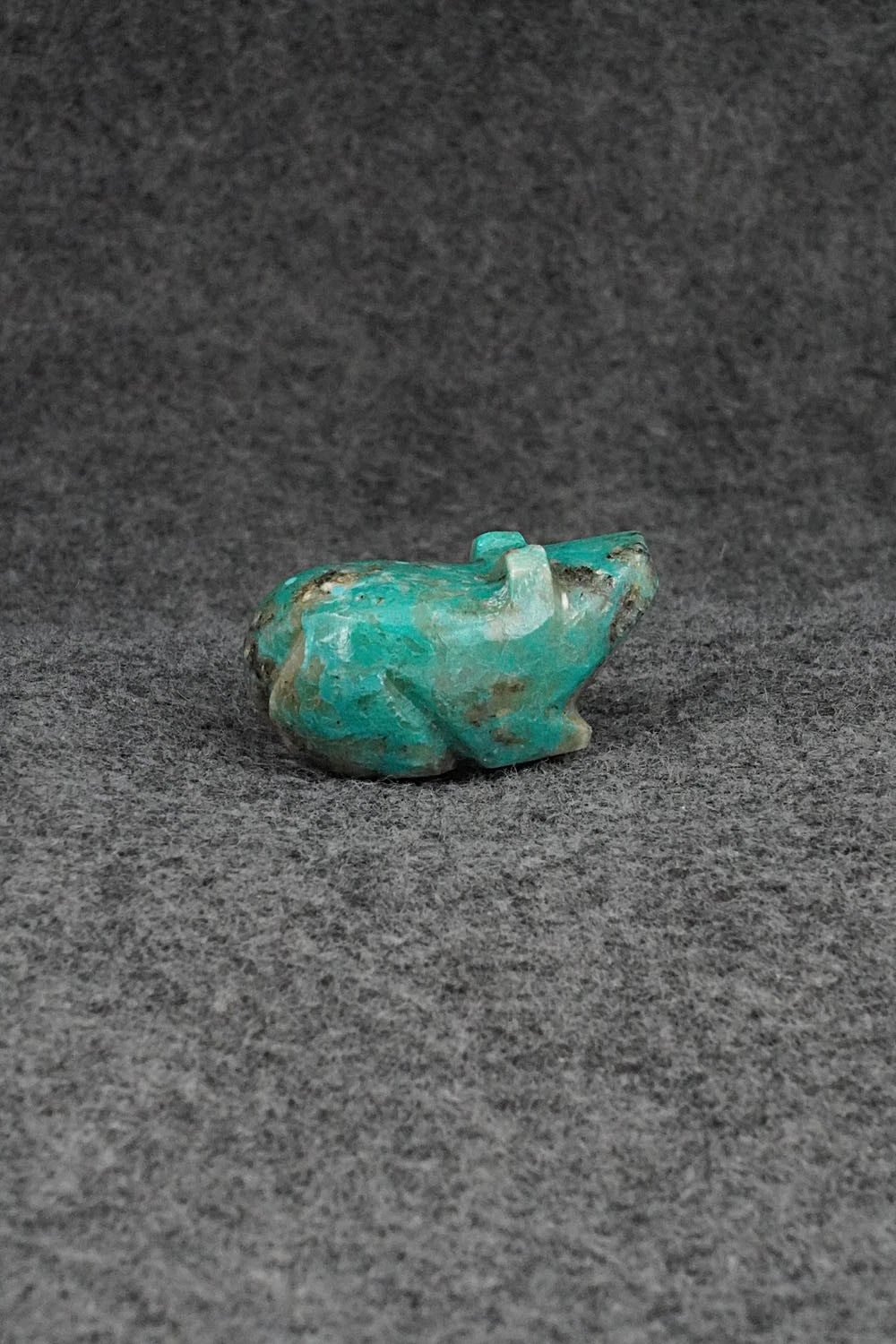 Bear Zuni Fetish Carving - Abby Quam Panteah