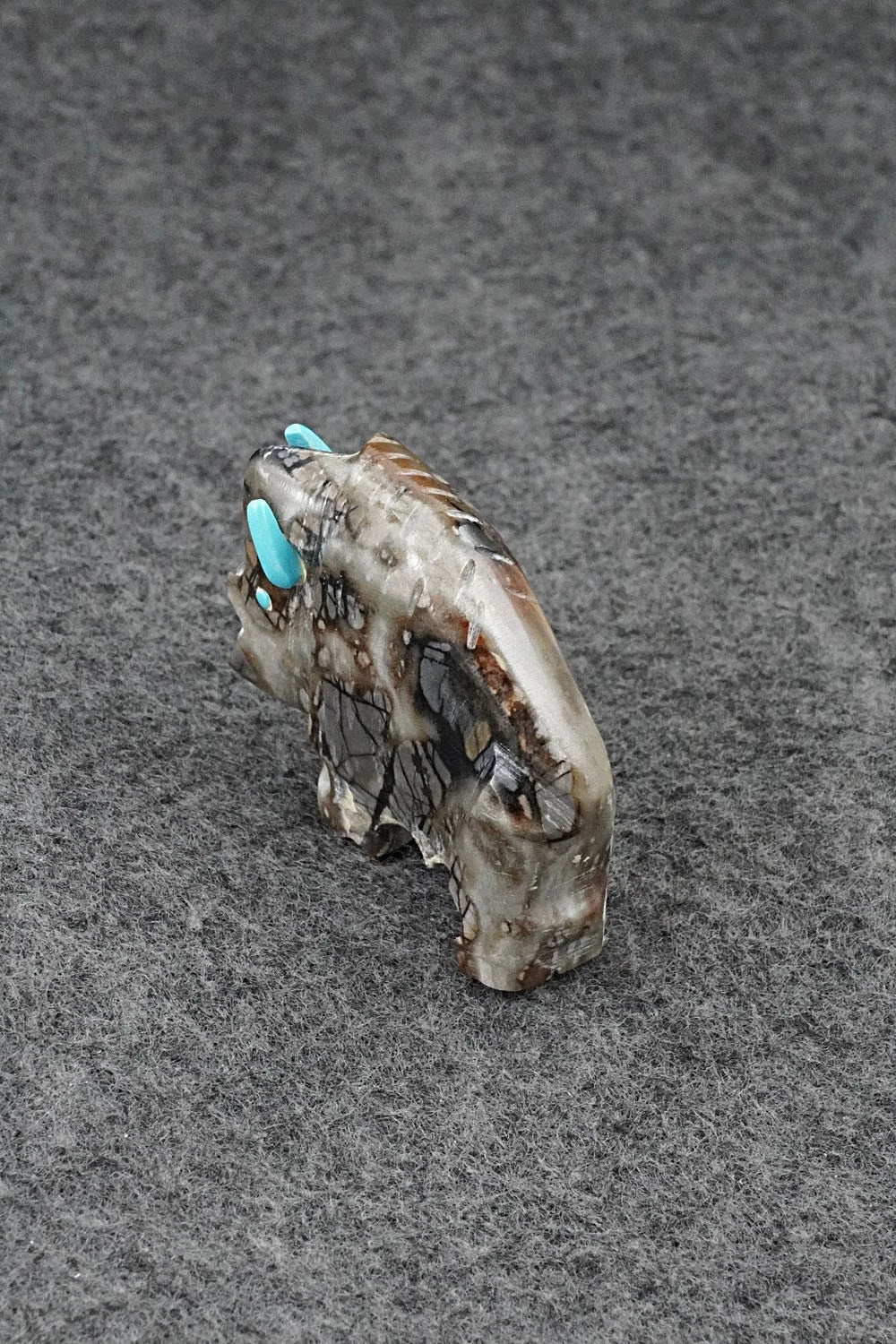 Buffalo Zuni Fetish Carving - Todd Estate