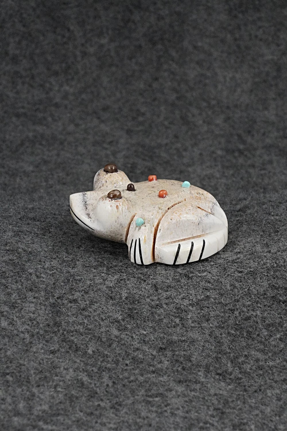 Frog Zuni Fetish Carving - Claudia Peina